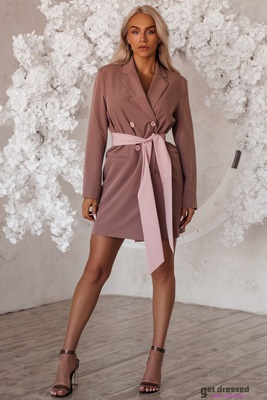 Mocca roosaka vööga bleiserkleit