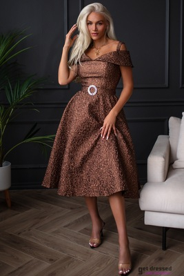 Pronksikarva lõpukleit Livia