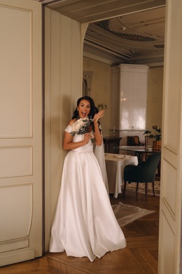 Valge pulmakleit Milena