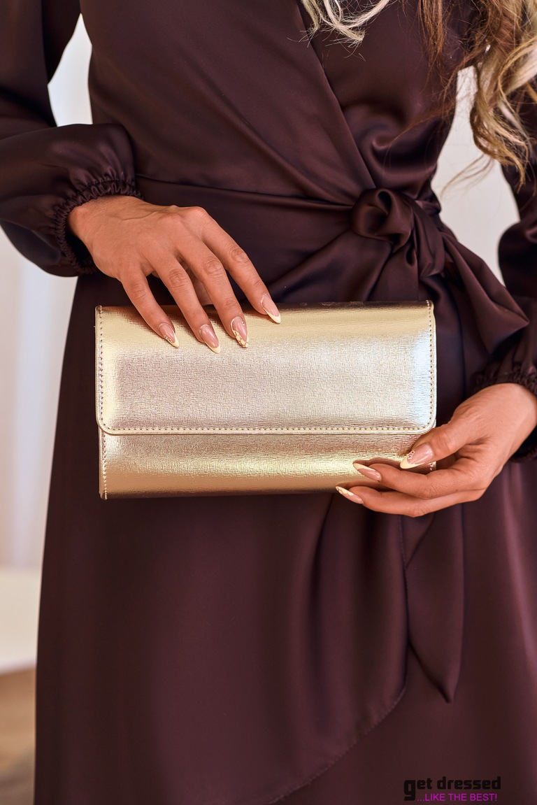 Kuldne lakk nahast clutch 