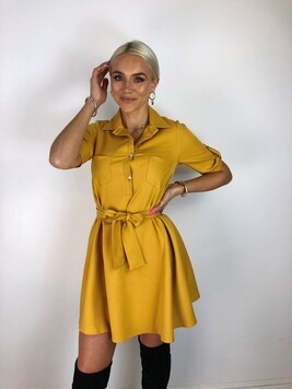 Sinepikollane vööga shirt-dress